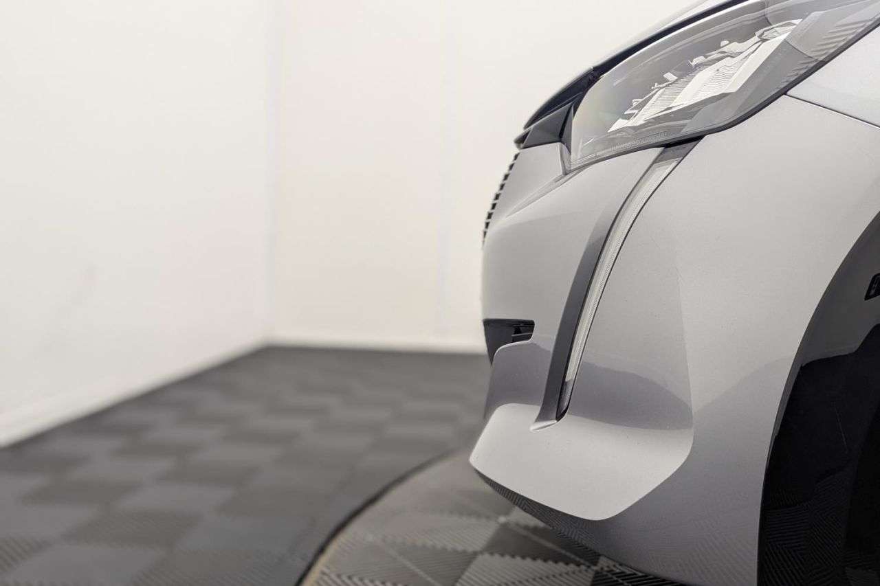 2021 PEUGEOT E-208 2021 PEUGEOT E-208