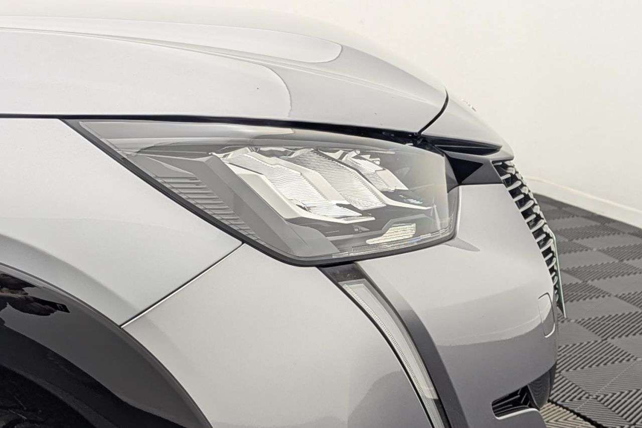 2021 PEUGEOT E-208 2021 PEUGEOT E-208