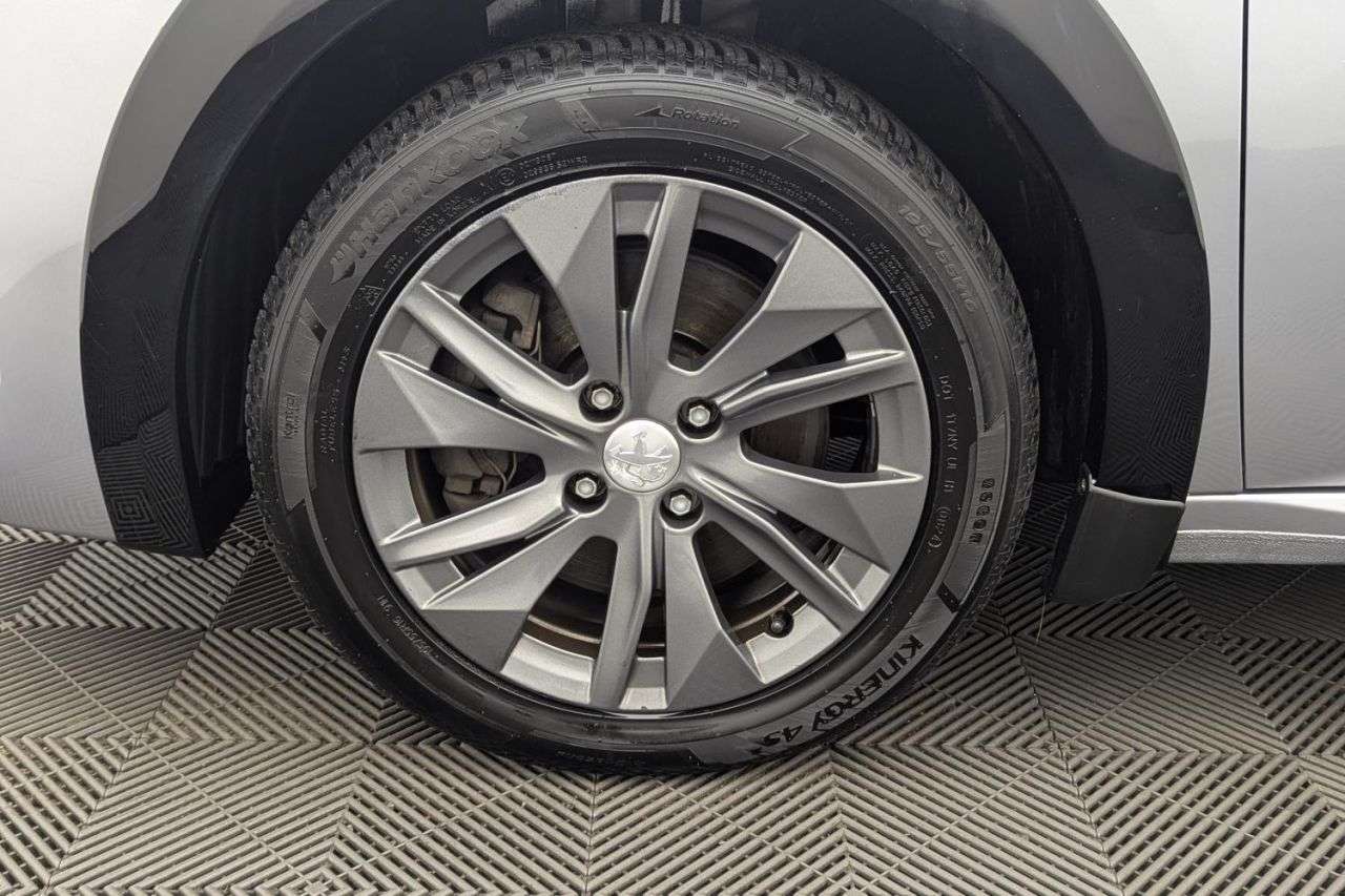 2021 PEUGEOT E-208 2021 PEUGEOT E-208