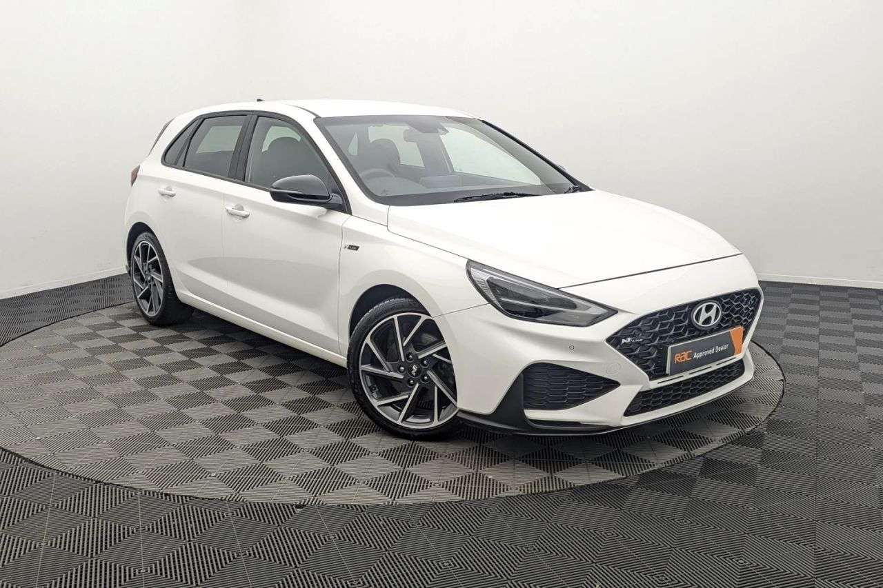 A 2023 HYUNDAI I30 1.5 T-GDi MHEV N Line Hatchback 5dr Petrol Hybrid DCT Euro 6 (s/s) (159 ps) A 2023 HYUNDAI I30 1.5 T-GDi MHEV N Line Hatchback 5dr Petrol Hybrid DCT Euro 6 (s/s) (159 ps)