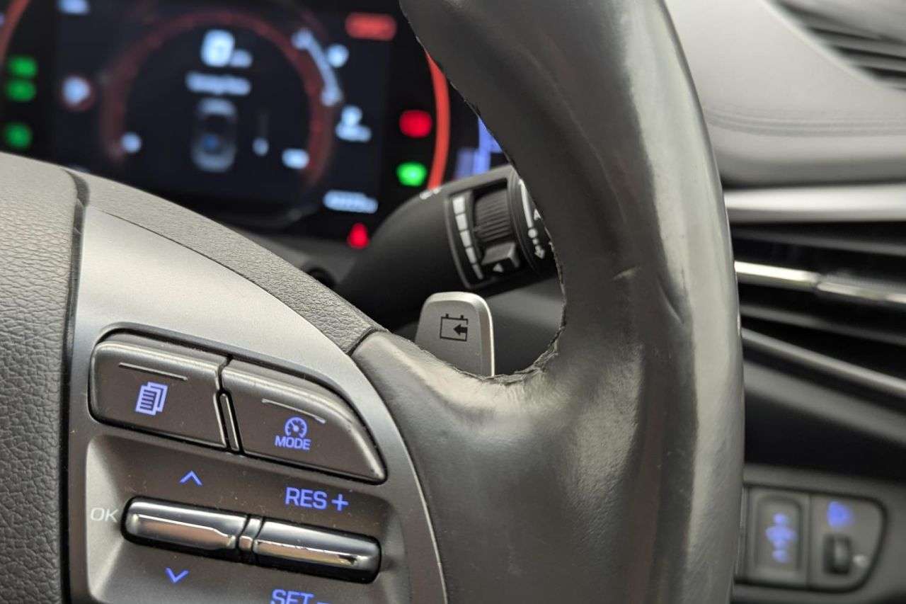 2021 HYUNDAI IONIQ 2021 HYUNDAI IONIQ