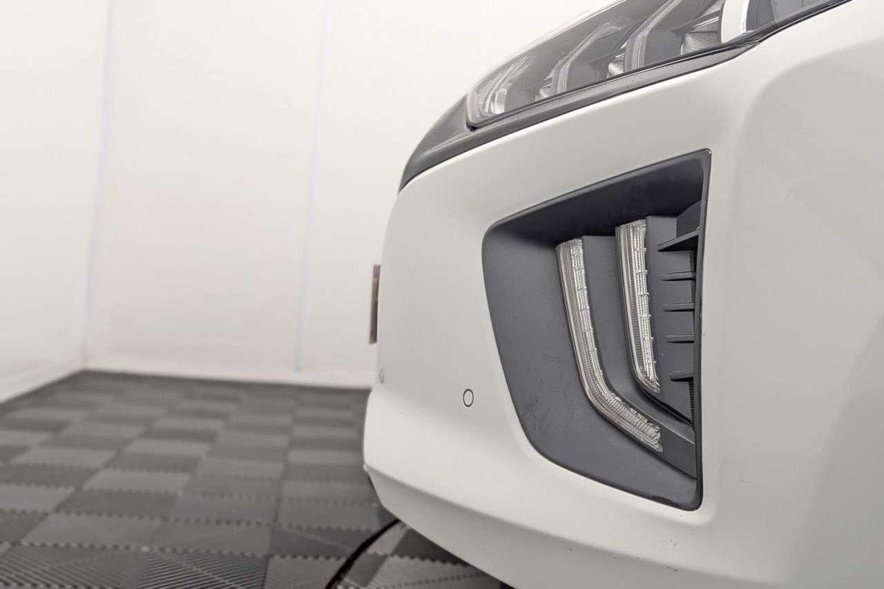 2021 HYUNDAI IONIQ 2021 HYUNDAI IONIQ