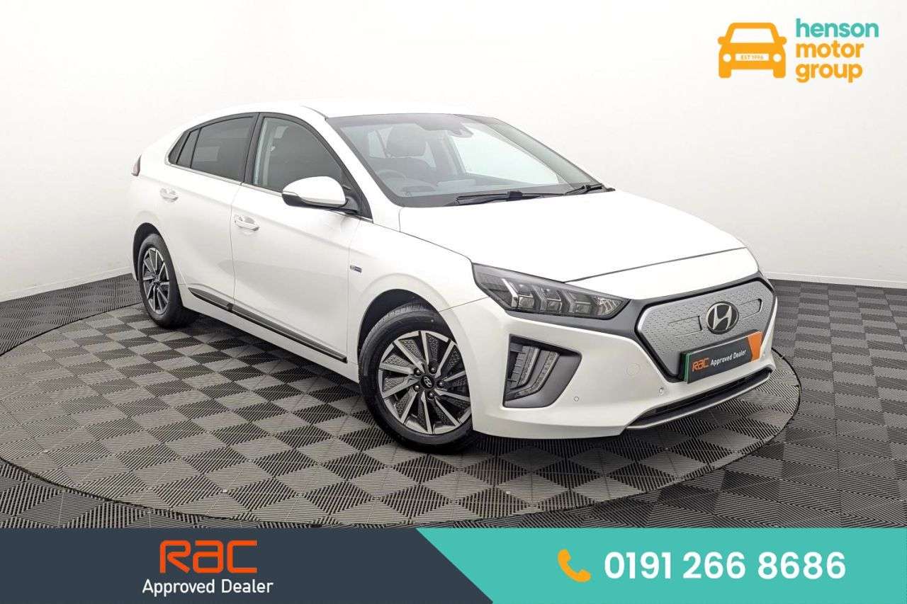 A 2021 HYUNDAI IONIQ 38.3kWh Premium SE Hatchback 5dr Electric Auto (136 ps) Award Winning 5 Sta A 2021 HYUNDAI IONIQ 38.3kWh Premium SE Hatchback 5dr Electric Auto (136 ps) Award Winning 5 Sta