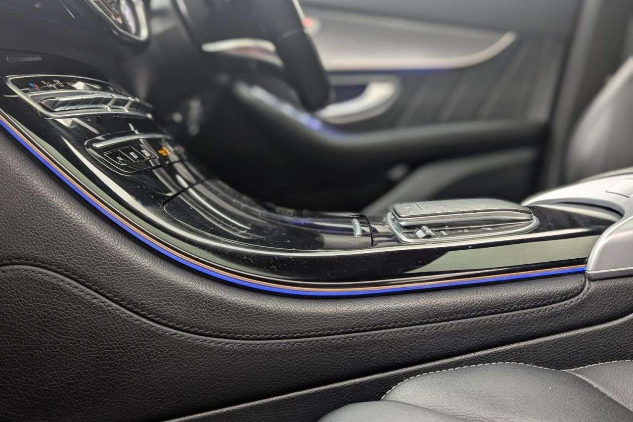 2021 MERCEDES-BENZ EQC 2021 MERCEDES-BENZ EQC