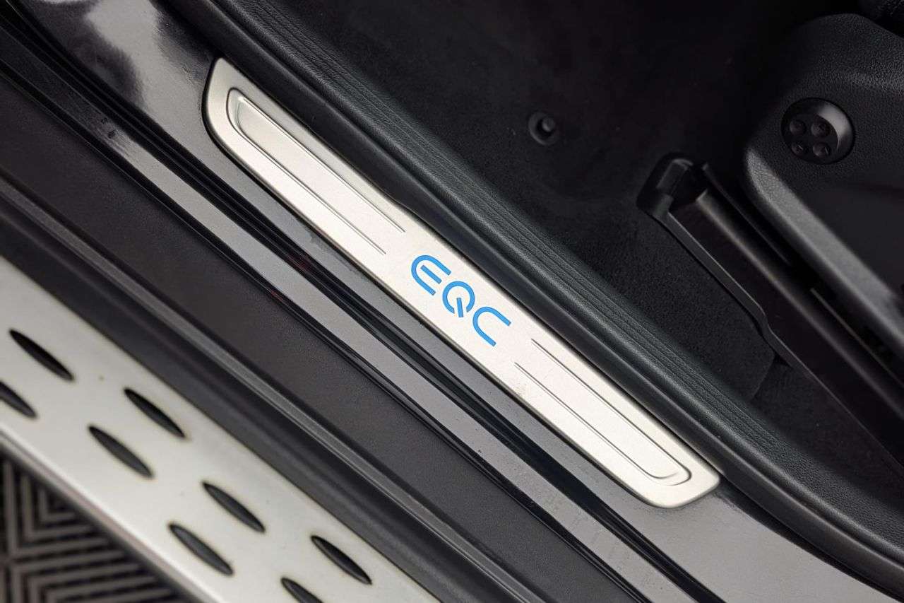 2021 MERCEDES-BENZ EQC 2021 MERCEDES-BENZ EQC