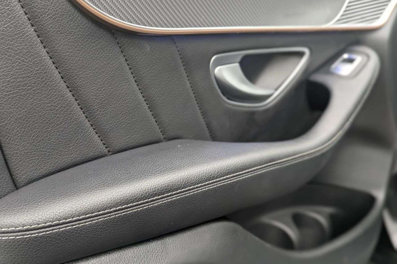 2021 MERCEDES-BENZ EQC 2021 MERCEDES-BENZ EQC