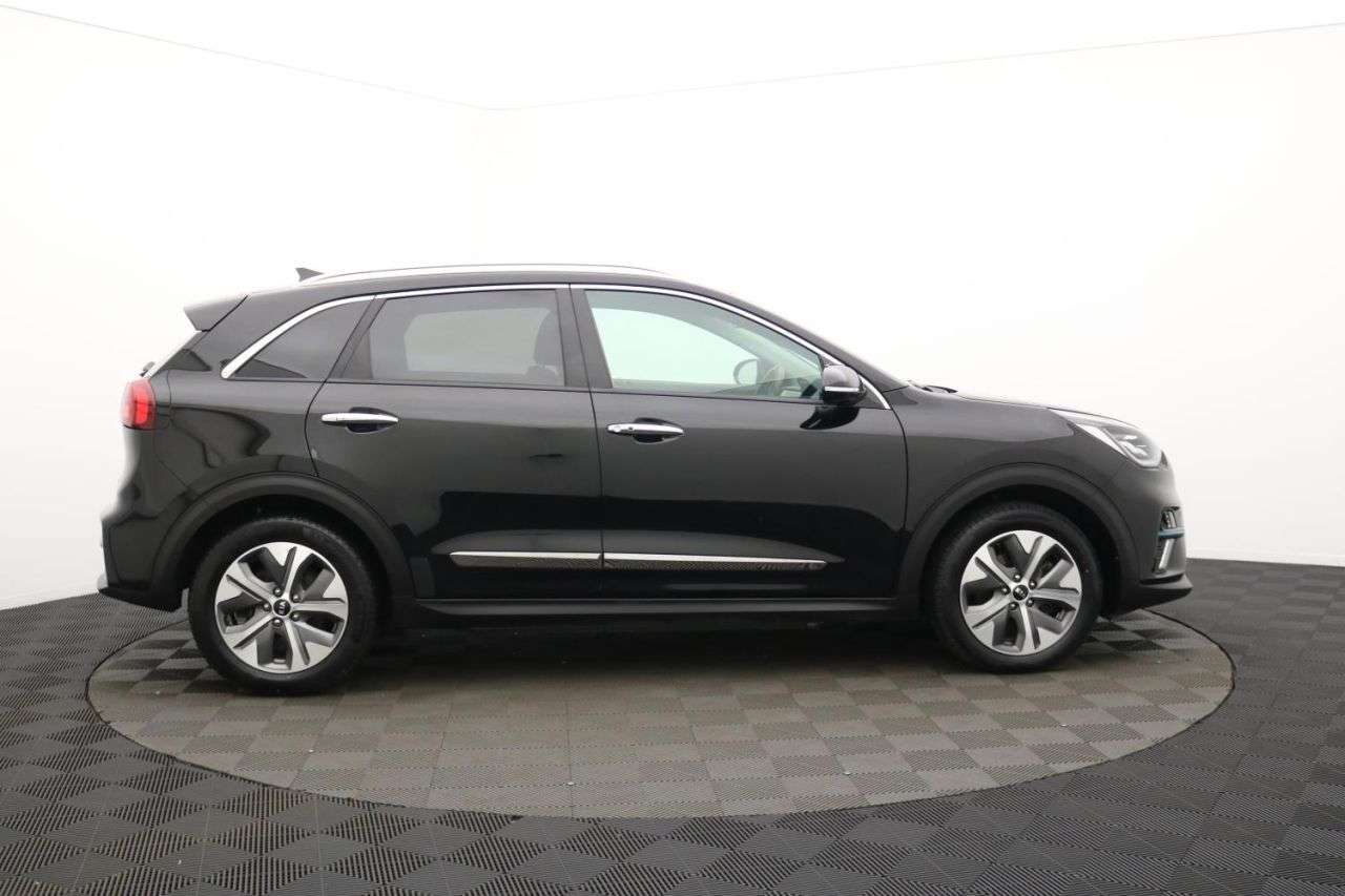 A 2021 KIA NIRO 64kWh 4+ SUV 5dr Electric Auto (201 bhp) Award Winning 5 Star Dealership A 2021 KIA NIRO 64kWh 4+ SUV 5dr Electric Auto (201 bhp) Award Winning 5 Star Dealership