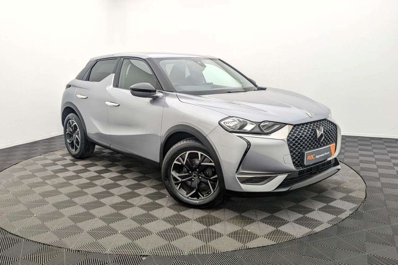A 2022 DS AUTOMOBILES DS 3 CROSSBACK 1.2 PureTech Prestige Crossback 5dr Petrol Manual Euro 6 (s/s) (100 ps) Awa A 2022 DS AUTOMOBILES DS 3 CROSSBACK 1.2 PureTech Prestige Crossback 5dr Petrol Manual Euro 6 (s/s) (100 ps) Awa