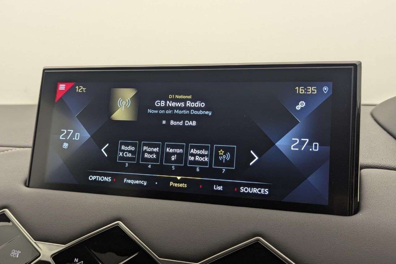 2022 DS AUTOMOBILES DS 3 CROSSBACK 2022 DS AUTOMOBILES DS 3 CROSSBACK