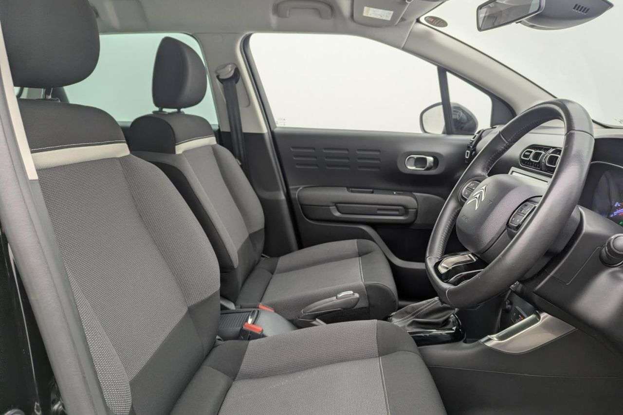 A 2022 CITROEN C3 AIRCROSS 1.2 PureTech Shine SUV 5dr Petrol EAT6 Euro 6 (s/s) (130 ps) Award Winning A 2022 CITROEN C3 AIRCROSS 1.2 PureTech Shine SUV 5dr Petrol EAT6 Euro 6 (s/s) (130 ps) Award Winning