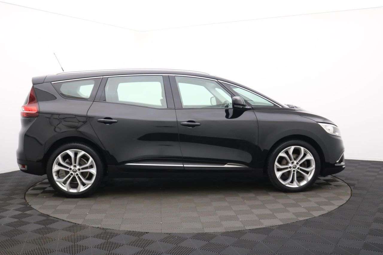 A 2019 RENAULT GRAND SCENIC 1.3 TCe Iconic MPV 5dr Petrol Manual Euro 6 (s/s) (140 ps) Award Winning 5 A 2019 RENAULT GRAND SCENIC 1.3 TCe Iconic MPV 5dr Petrol Manual Euro 6 (s/s) (140 ps) Award Winning 5