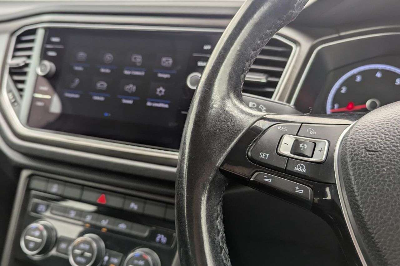 2018 VOLKSWAGEN T-ROC 2018 VOLKSWAGEN T-ROC