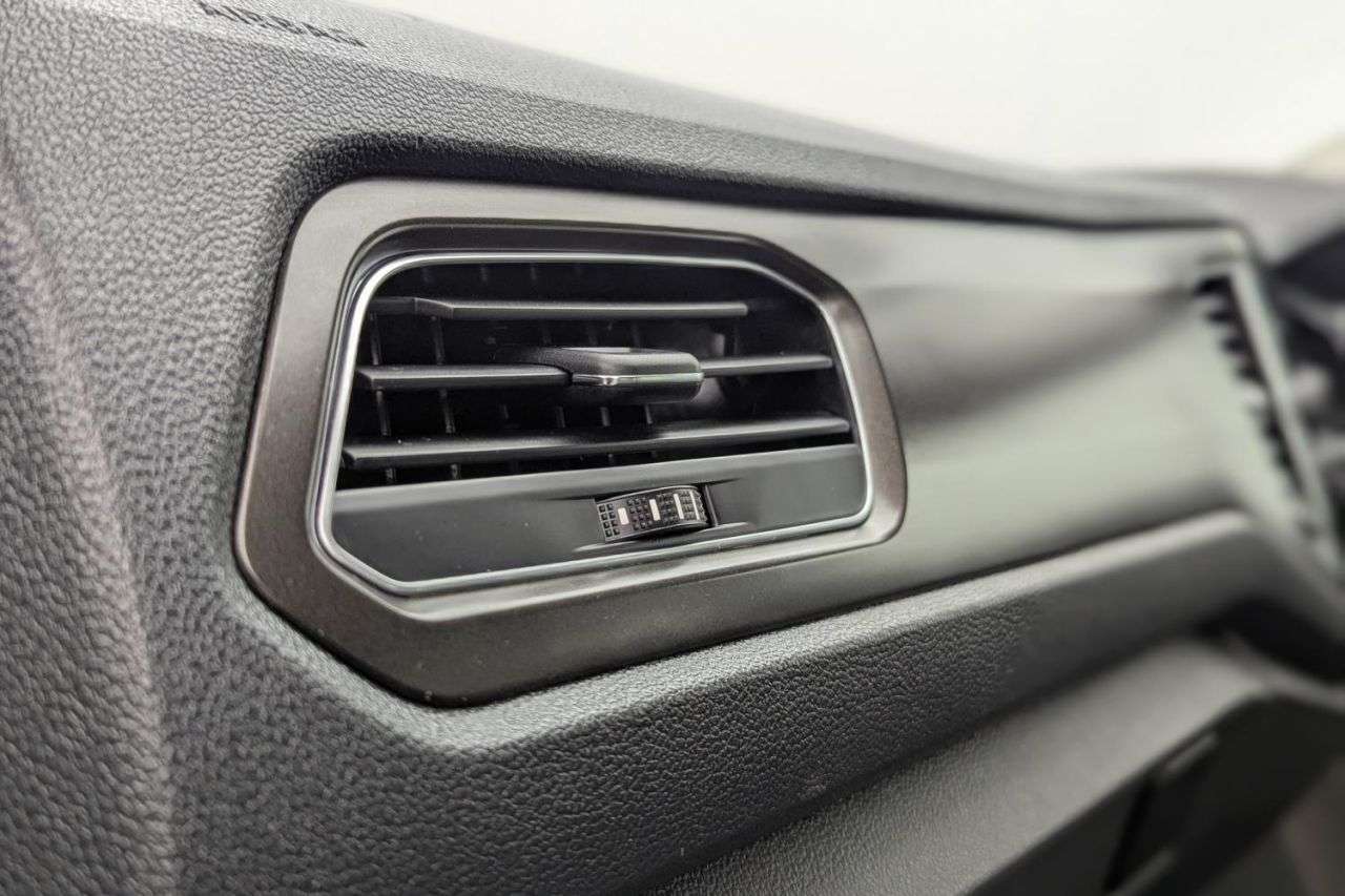 2018 VOLKSWAGEN T-ROC 2018 VOLKSWAGEN T-ROC