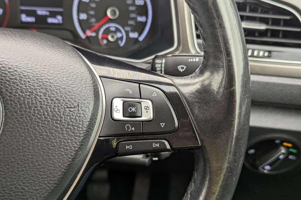2018 VOLKSWAGEN T-ROC 2018 VOLKSWAGEN T-ROC