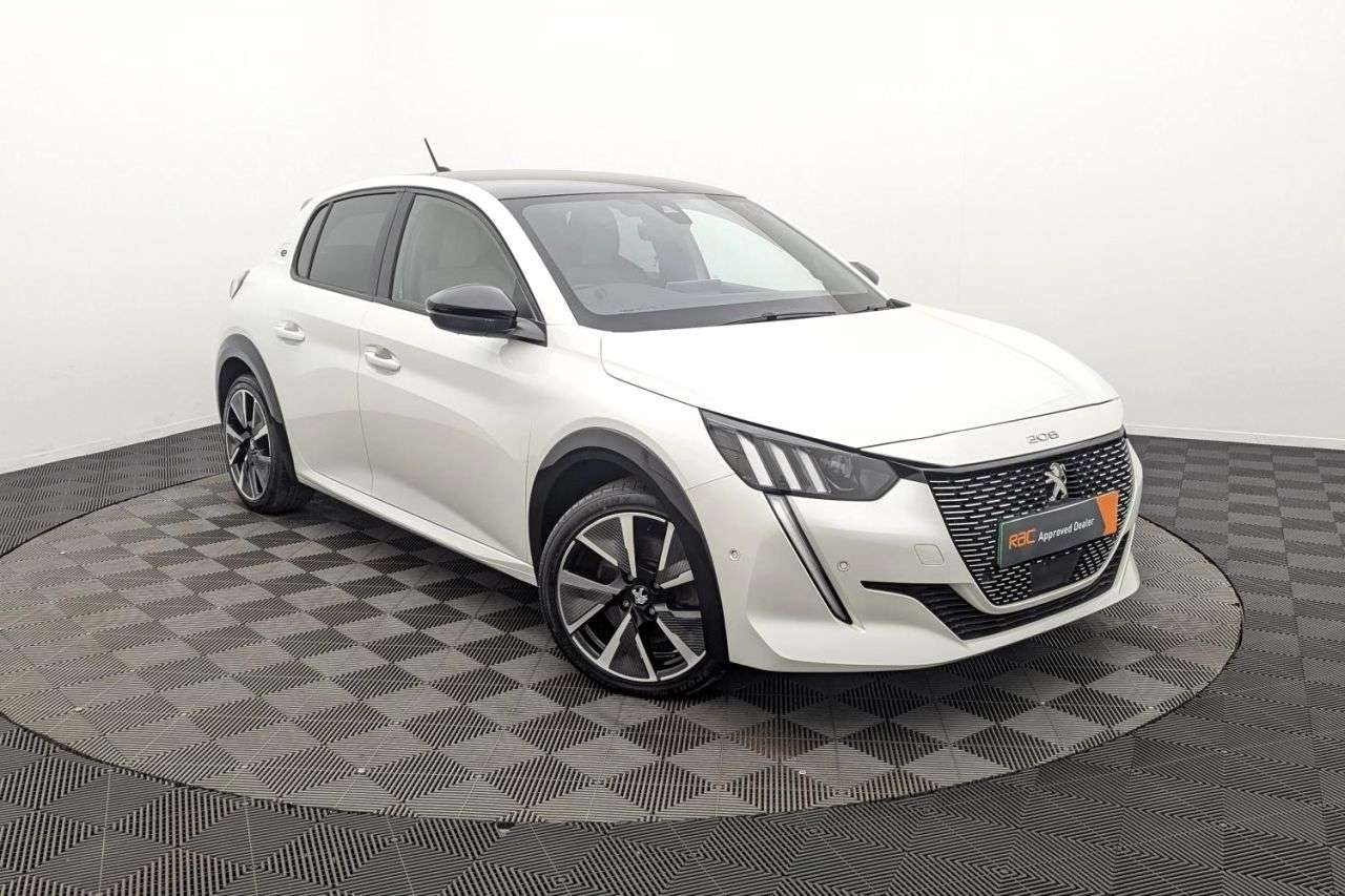 A 2020 PEUGEOT E-208 50kWh GT Hatchback 5dr Electric Auto (136 ps) Award Winning 5 Star Dealersh A 2020 PEUGEOT E-208 50kWh GT Hatchback 5dr Electric Auto (136 ps) Award Winning 5 Star Dealersh