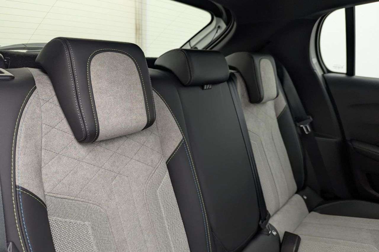 2020 PEUGEOT E-208 2020 PEUGEOT E-208