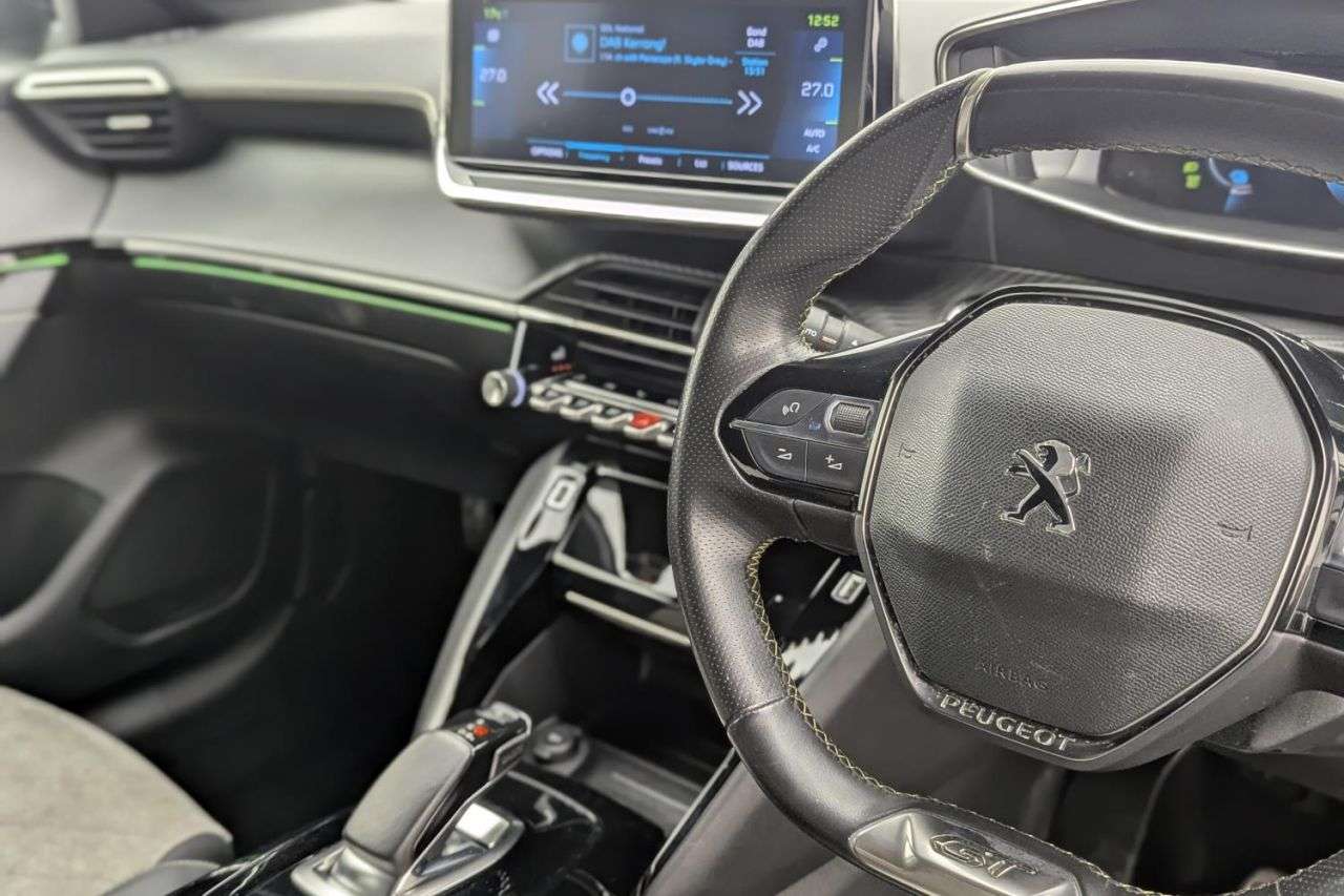 2020 PEUGEOT E-208 2020 PEUGEOT E-208