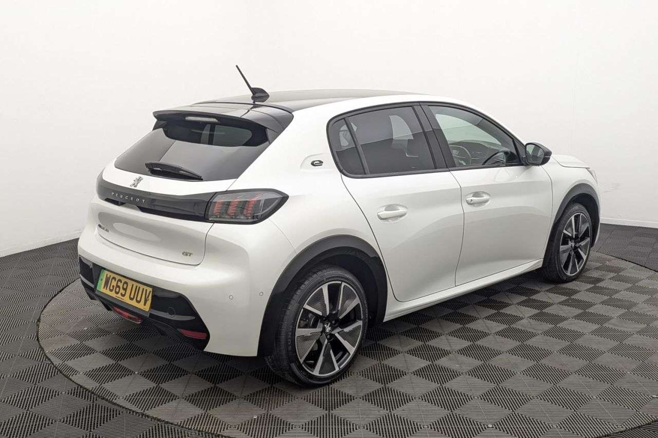 2020 PEUGEOT E-208 2020 PEUGEOT E-208