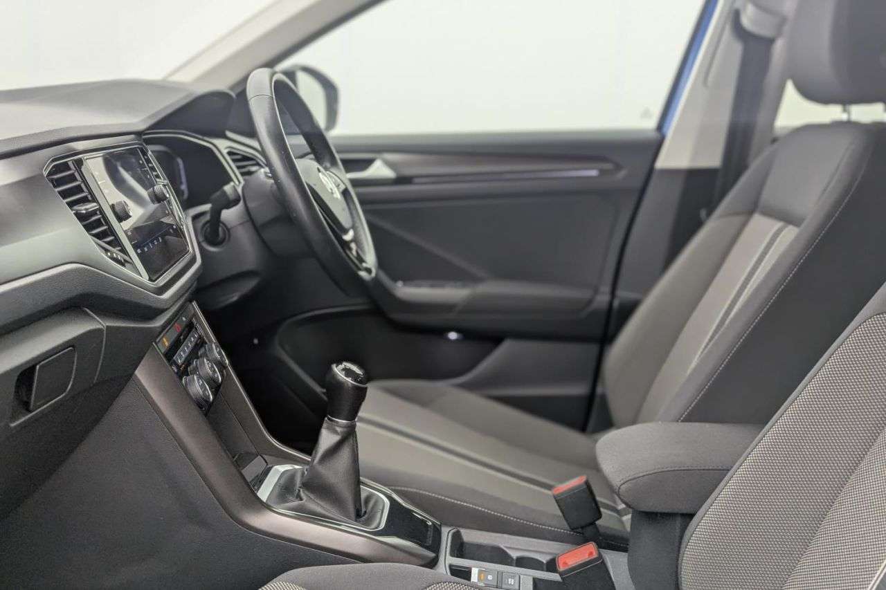 2019 VOLKSWAGEN T-ROC 2019 VOLKSWAGEN T-ROC