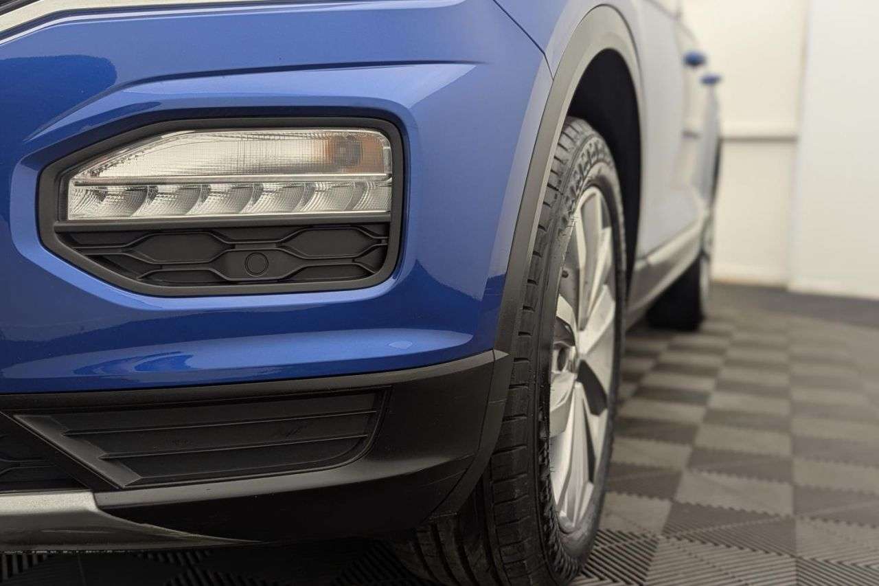 2019 VOLKSWAGEN T-ROC 2019 VOLKSWAGEN T-ROC