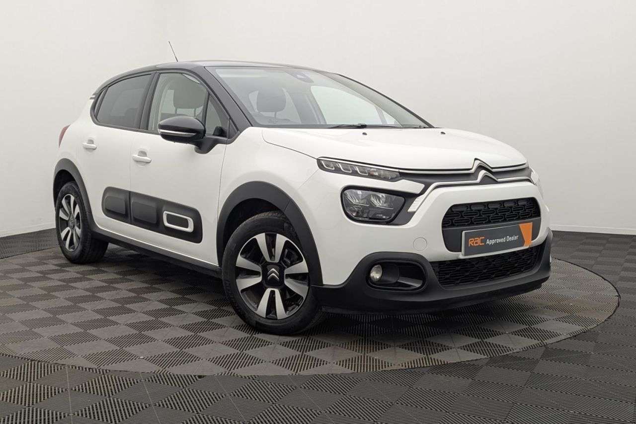 A 2024 CITROEN C3 1.2 PureTech PLUS Hatchback 5dr Petrol EAT6 Euro 6 (s/s) (110 ps) Award Win A 2024 CITROEN C3 1.2 PureTech PLUS Hatchback 5dr Petrol EAT6 Euro 6 (s/s) (110 ps) Award Win