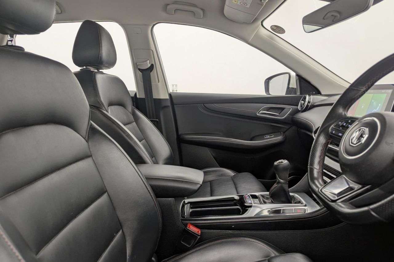 A 2022 MG MG HS 1.5 T-GDI Excite SUV 5dr Petrol Manual Euro 6 (s/s) (162 ps) Award Winning A 2022 MG MG HS 1.5 T-GDI Excite SUV 5dr Petrol Manual Euro 6 (s/s) (162 ps) Award Winning