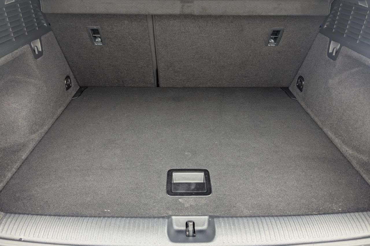 2019 AUDI Q2 2019 AUDI Q2