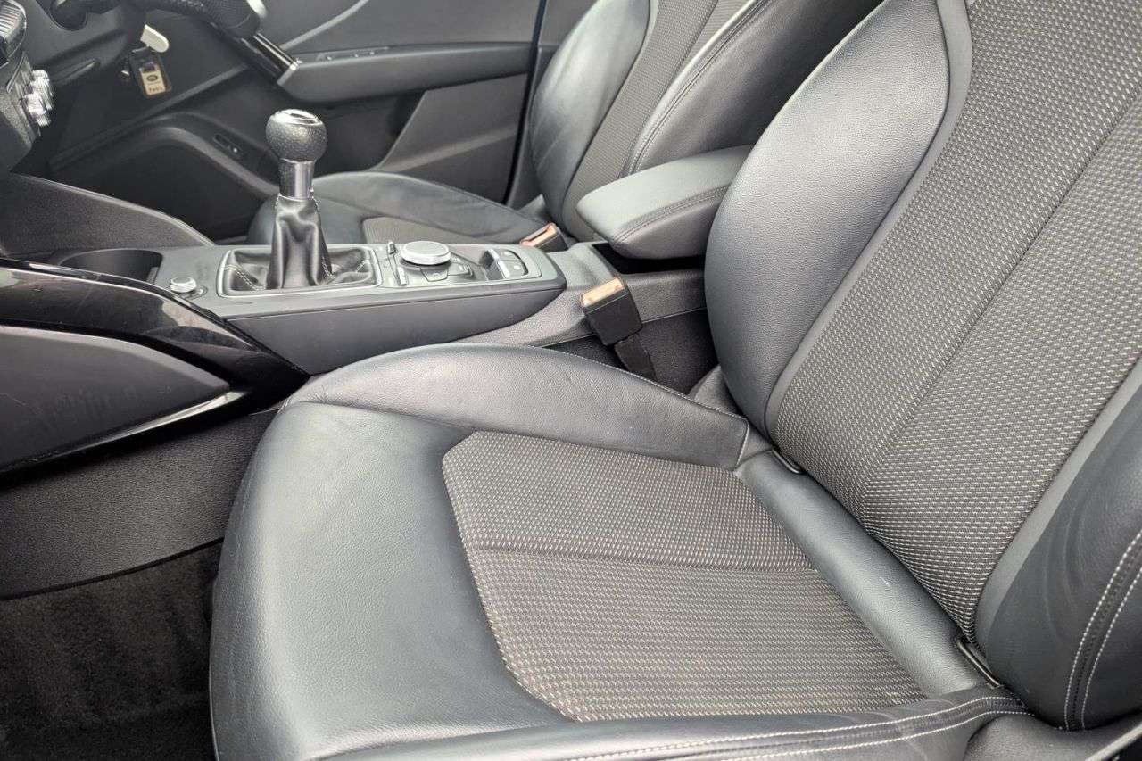 2019 AUDI Q2 2019 AUDI Q2