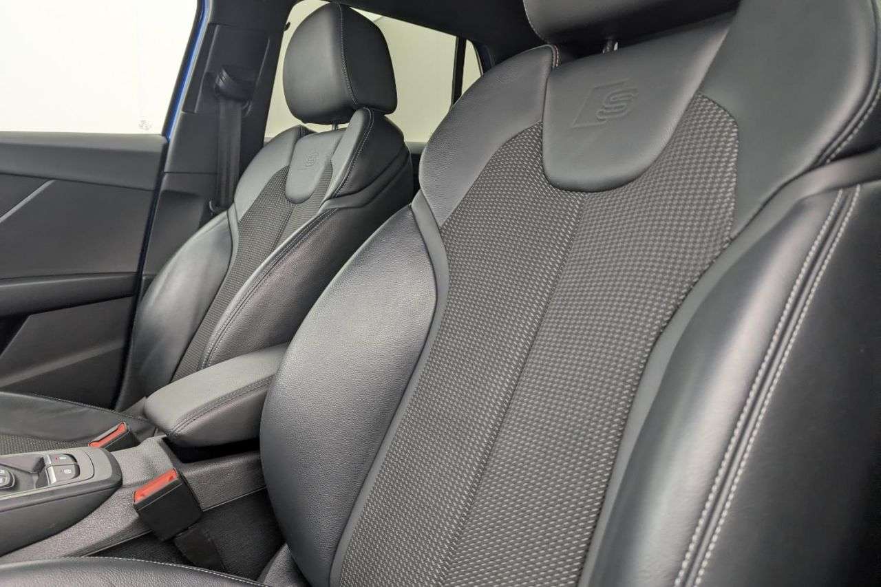 2019 AUDI Q2 2019 AUDI Q2