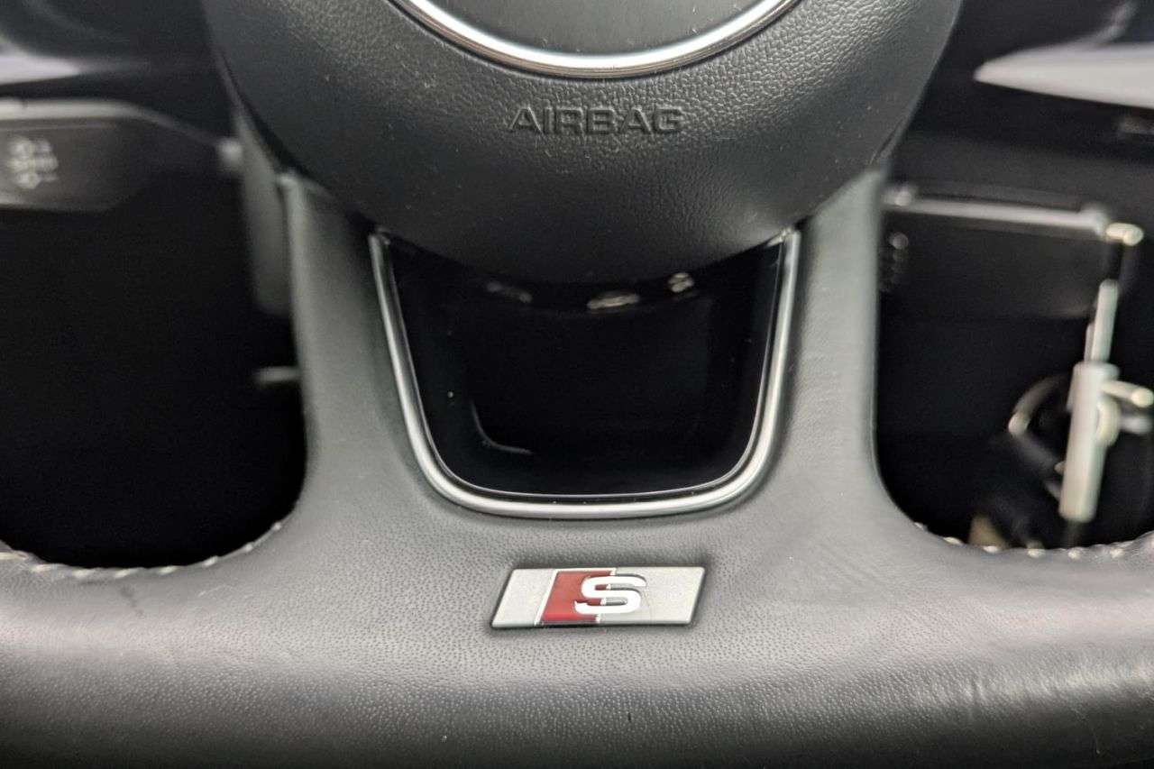 2019 AUDI Q2 2019 AUDI Q2