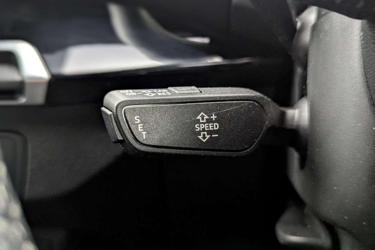 2019 AUDI Q2 2019 AUDI Q2