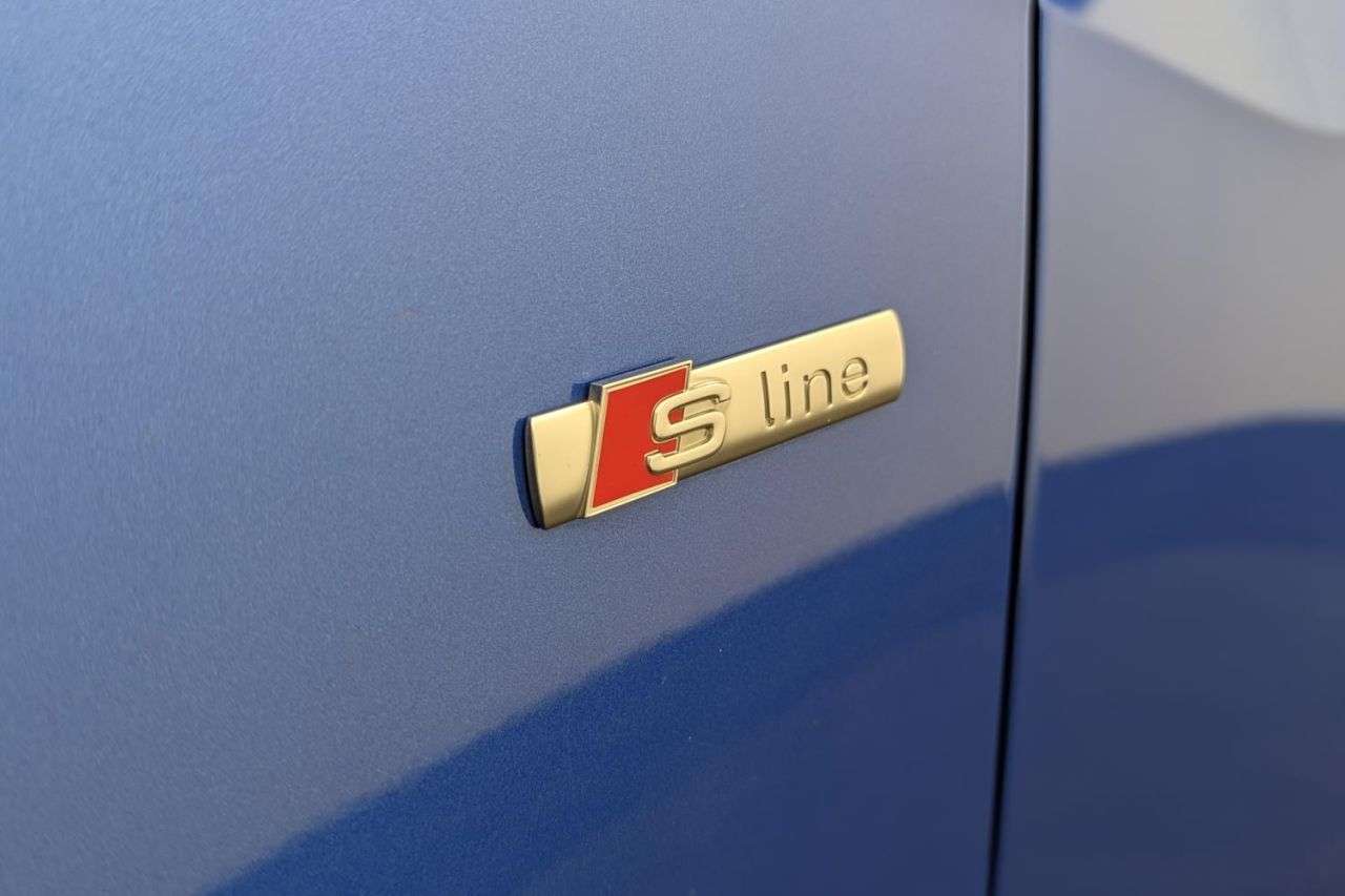 2019 AUDI Q2 2019 AUDI Q2