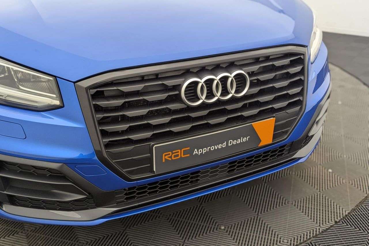 2019 AUDI Q2 2019 AUDI Q2