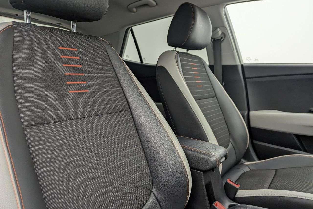 2019 KIA STONIC 2019 KIA STONIC