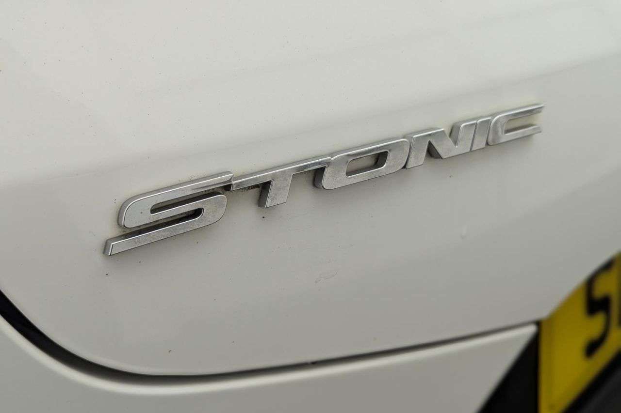 2019 KIA STONIC 2019 KIA STONIC