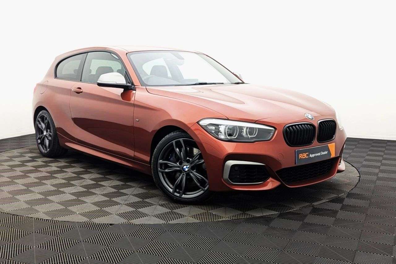 A 2018 BMW 1 SERIES 3.0 M140i Shadow Edition Hatchback 3dr Petrol Auto Euro 6 (s/s) (340 ps) Aw A 2018 BMW 1 SERIES 3.0 M140i Shadow Edition Hatchback 3dr Petrol Auto Euro 6 (s/s) (340 ps) Aw