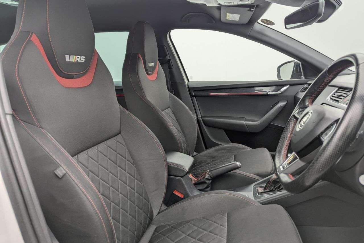 A 2020 SKODA OCTAVIA 2.0 TSI GPF vRS Estate 5dr Petrol DSG Euro 6 (s/s) (245 ps) Award Winning 5 A 2020 SKODA OCTAVIA 2.0 TSI GPF vRS Estate 5dr Petrol DSG Euro 6 (s/s) (245 ps) Award Winning 5