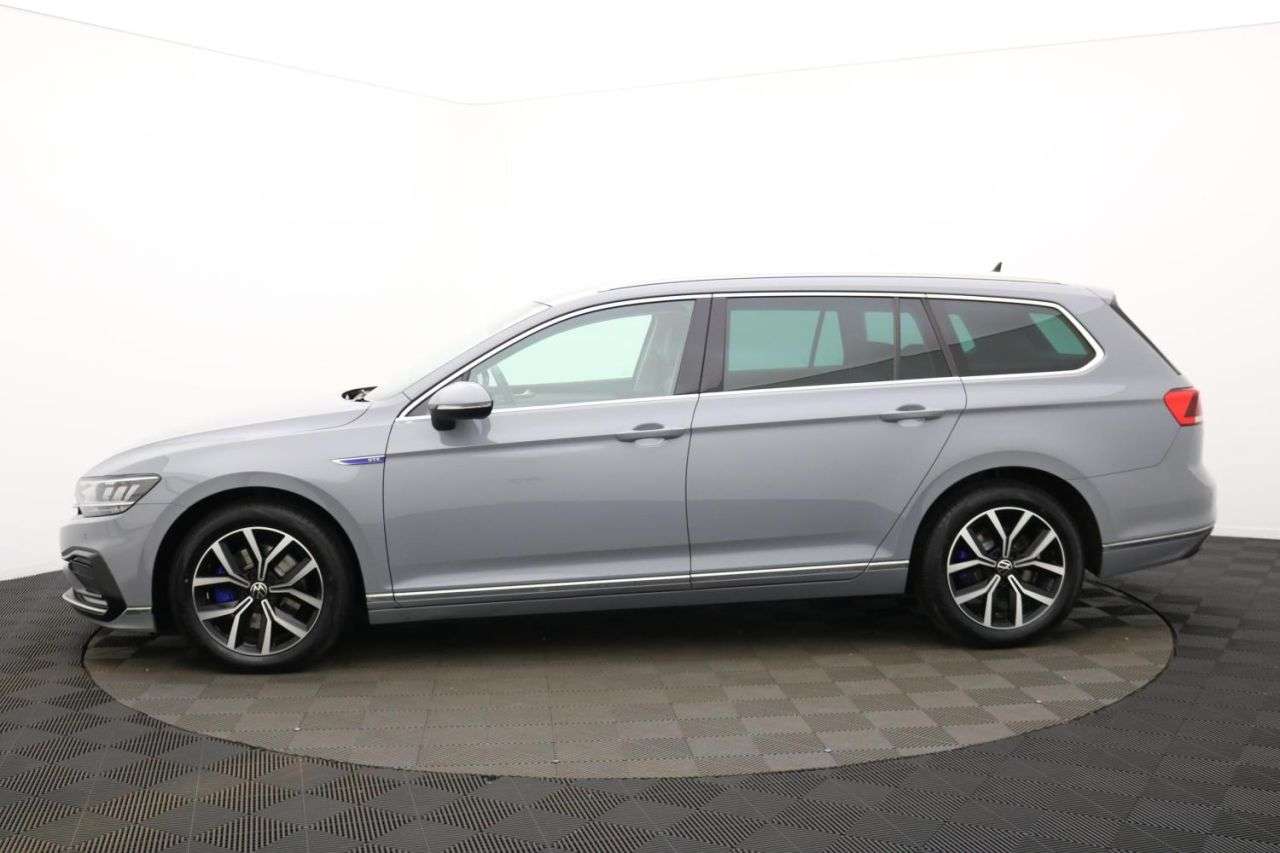 2021 VOLKSWAGEN PASSAT 2021 VOLKSWAGEN PASSAT