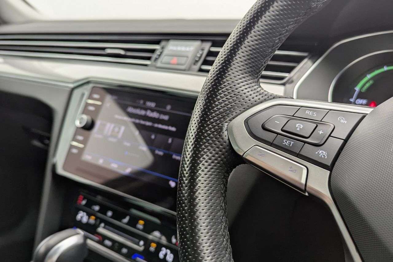 2021 VOLKSWAGEN PASSAT 2021 VOLKSWAGEN PASSAT