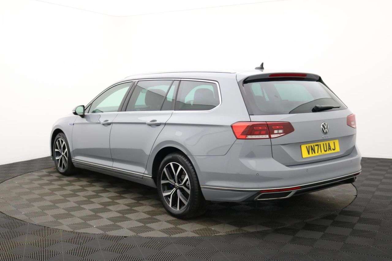 2021 VOLKSWAGEN PASSAT 2021 VOLKSWAGEN PASSAT