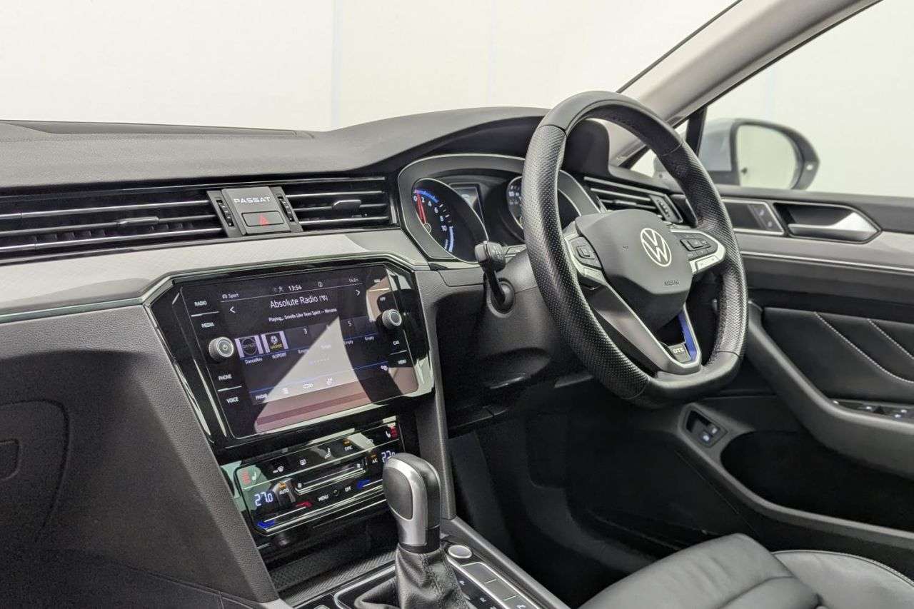 2021 VOLKSWAGEN PASSAT 2021 VOLKSWAGEN PASSAT