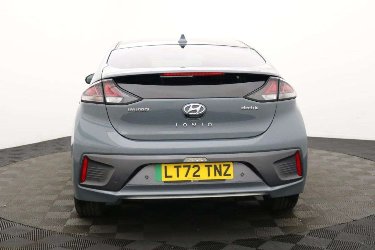 2022 HYUNDAI IONIQ 2022 HYUNDAI IONIQ