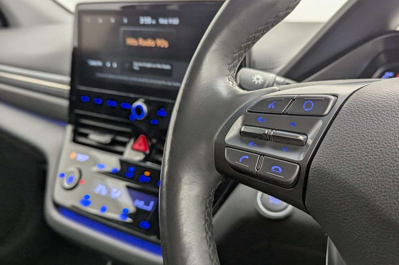 2022 HYUNDAI IONIQ 2022 HYUNDAI IONIQ