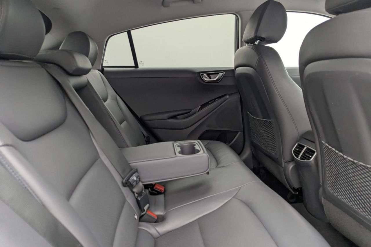 2022 HYUNDAI IONIQ 2022 HYUNDAI IONIQ