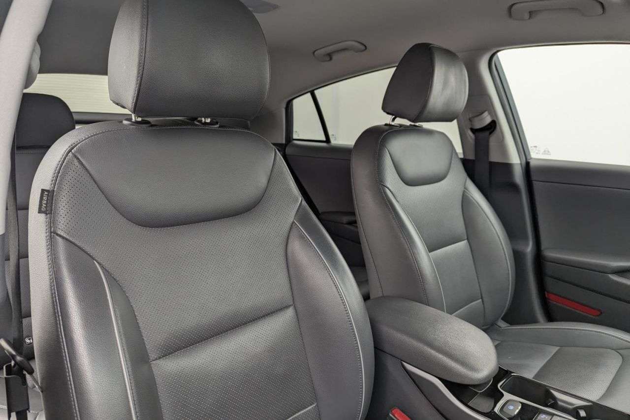 2022 HYUNDAI IONIQ 2022 HYUNDAI IONIQ