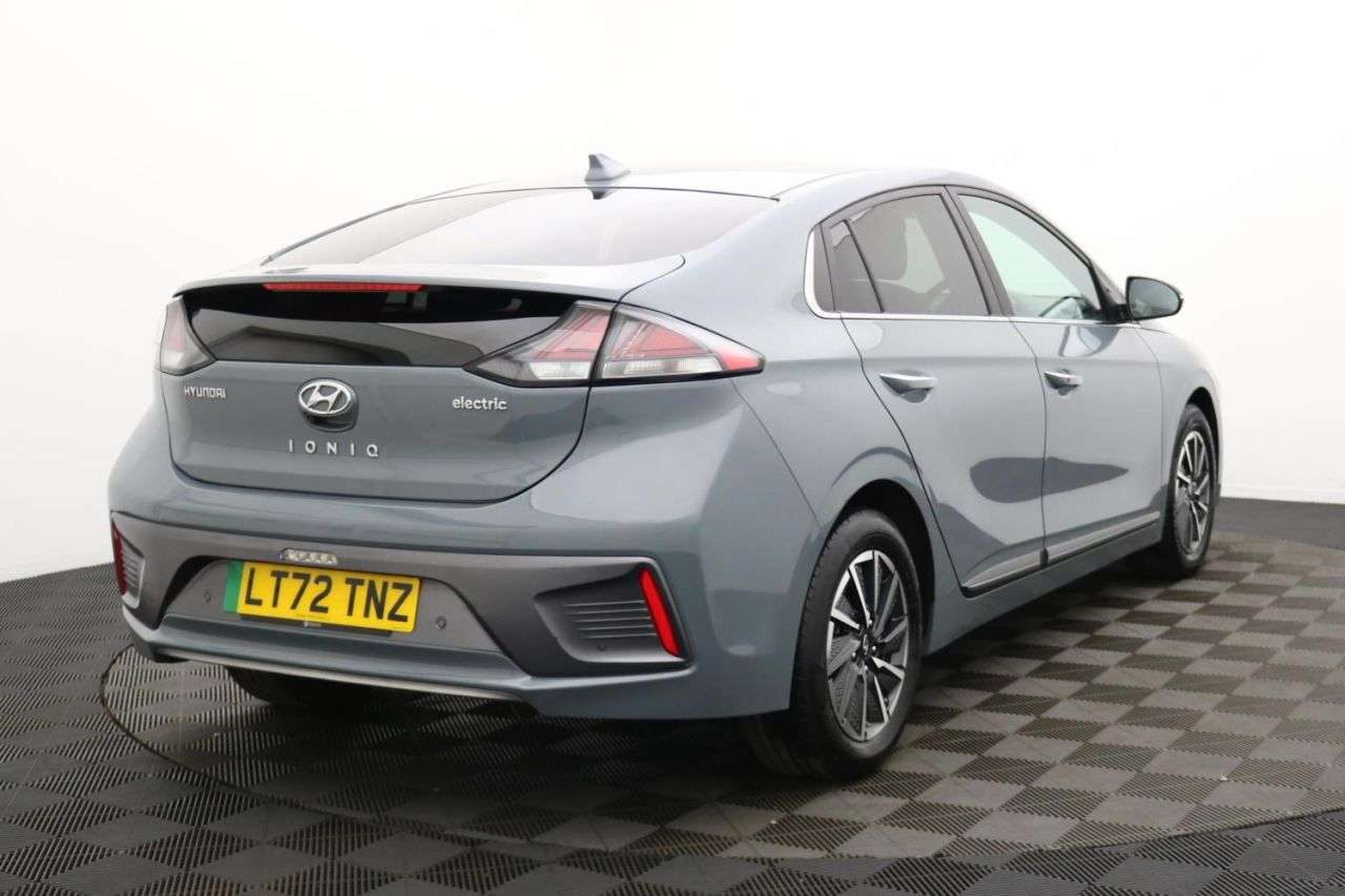 2022 HYUNDAI IONIQ 2022 HYUNDAI IONIQ