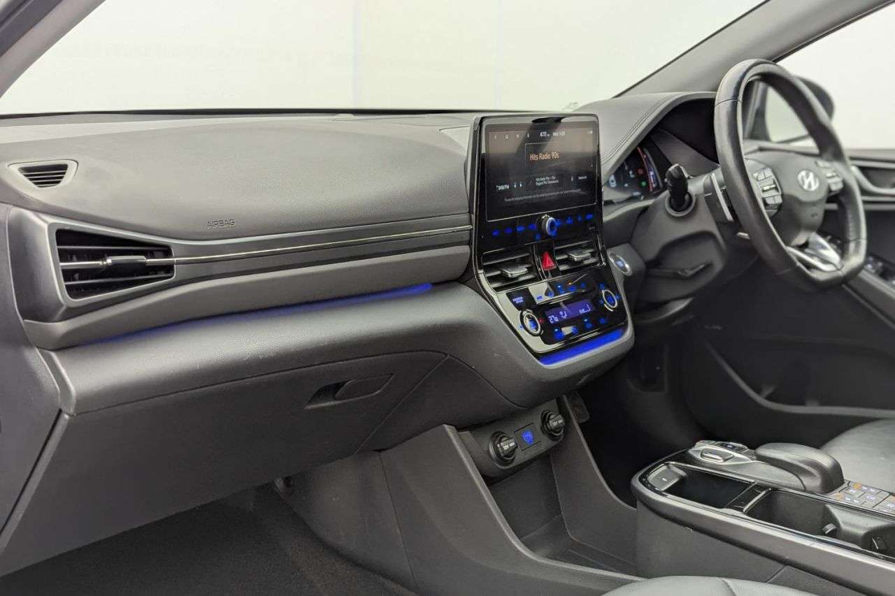 2022 HYUNDAI IONIQ 2022 HYUNDAI IONIQ