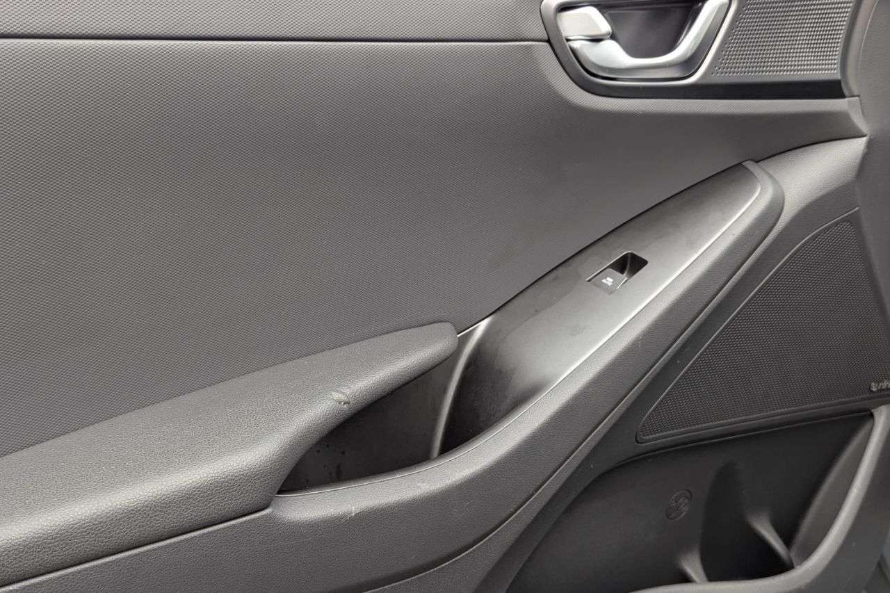 2022 HYUNDAI IONIQ 2022 HYUNDAI IONIQ