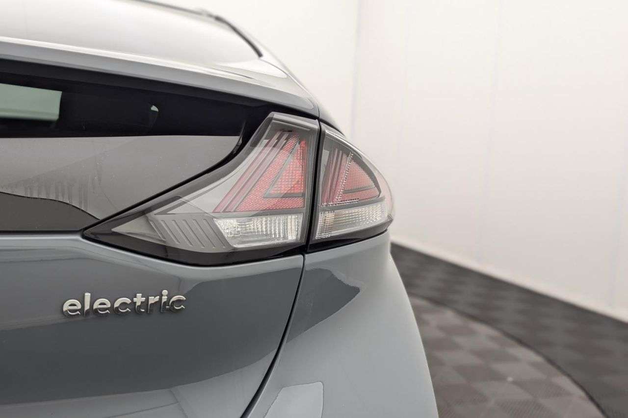 2022 HYUNDAI IONIQ 2022 HYUNDAI IONIQ