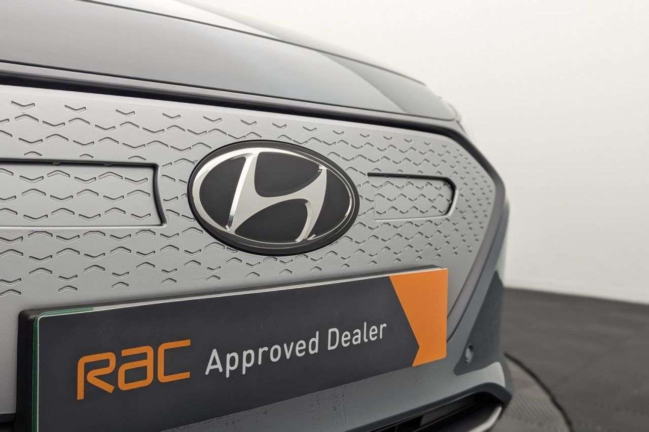 2022 HYUNDAI IONIQ 2022 HYUNDAI IONIQ